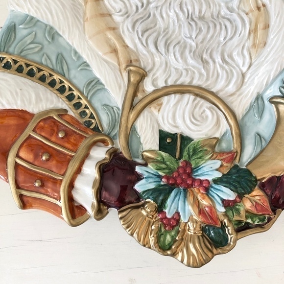 VINTAGE Style Santa Plate, Christmas Decor, Very Good Condition - Picture 3 of 5